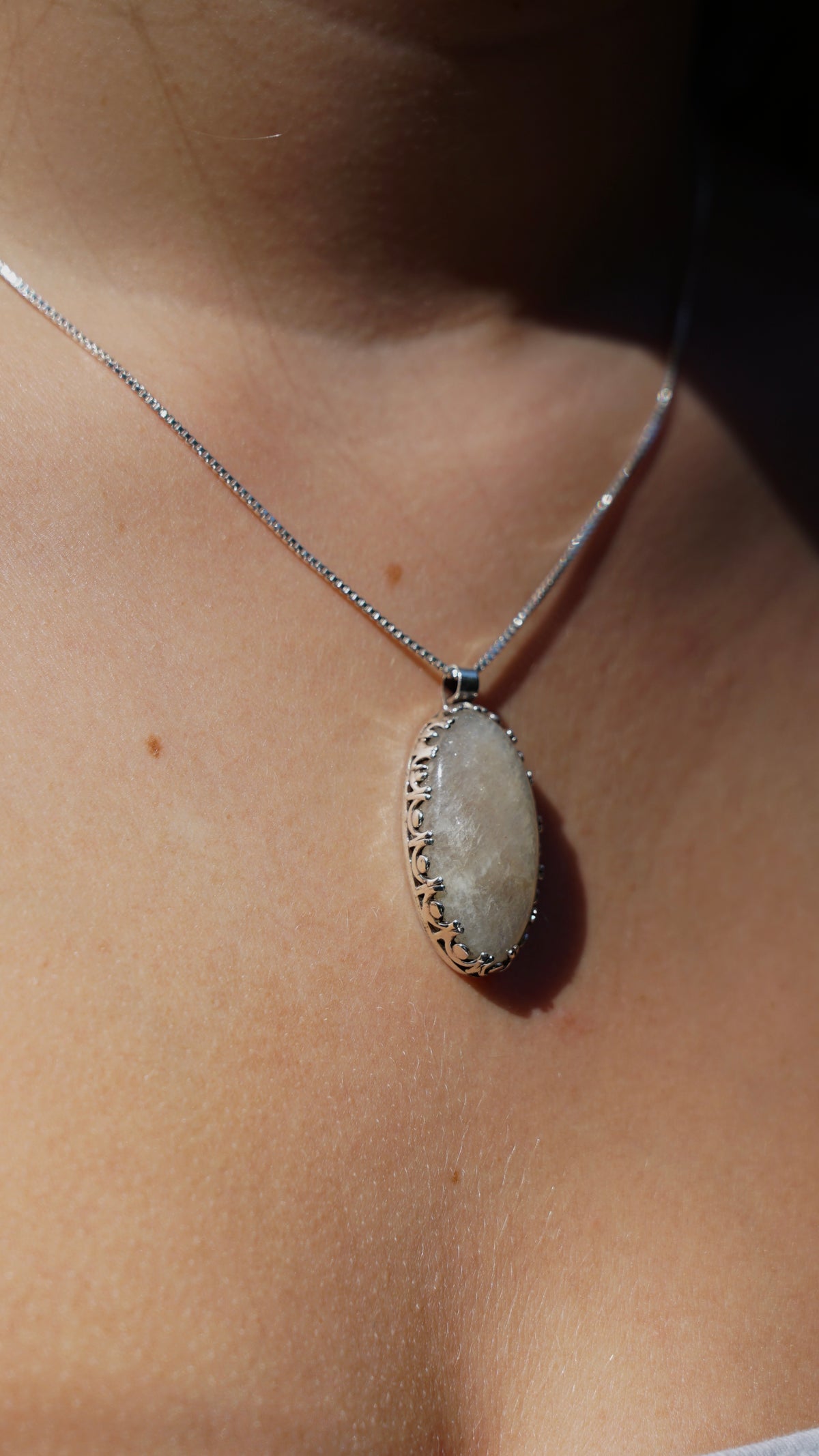 Fairy dust pendent (quarts)